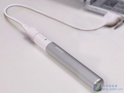 5号电池功能升级 三洋发布另类充电器