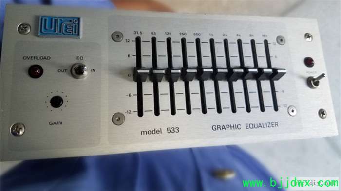 UREI 533均衡器