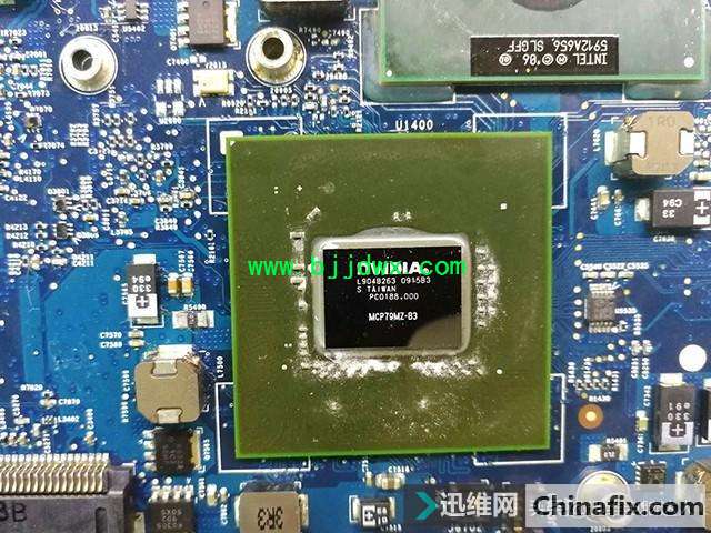 07年老寿星苹果Macbook A1811笔记本开机不显示，欲罢工先问师傅