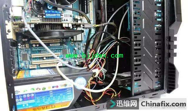 铅锤哥：电脑机箱漏电怎么办？