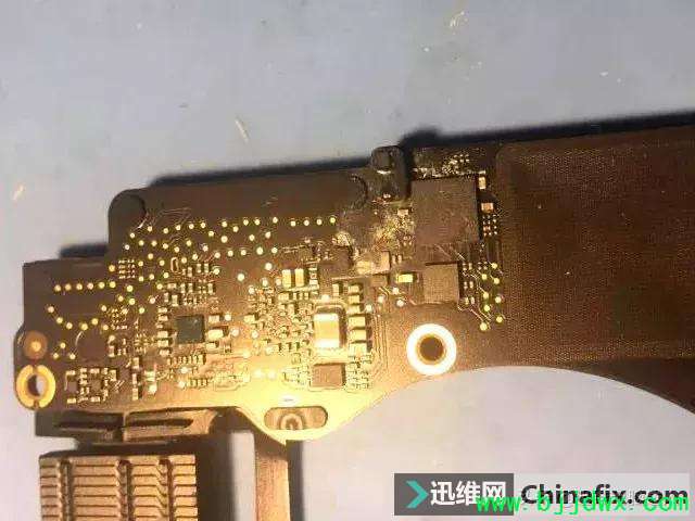 苹果A1989笔记本不开机,进水发霉官方拒保,这设计真奇葩
